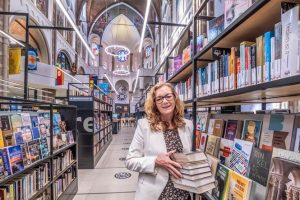 Elly van Hoof bibliotheekmanager